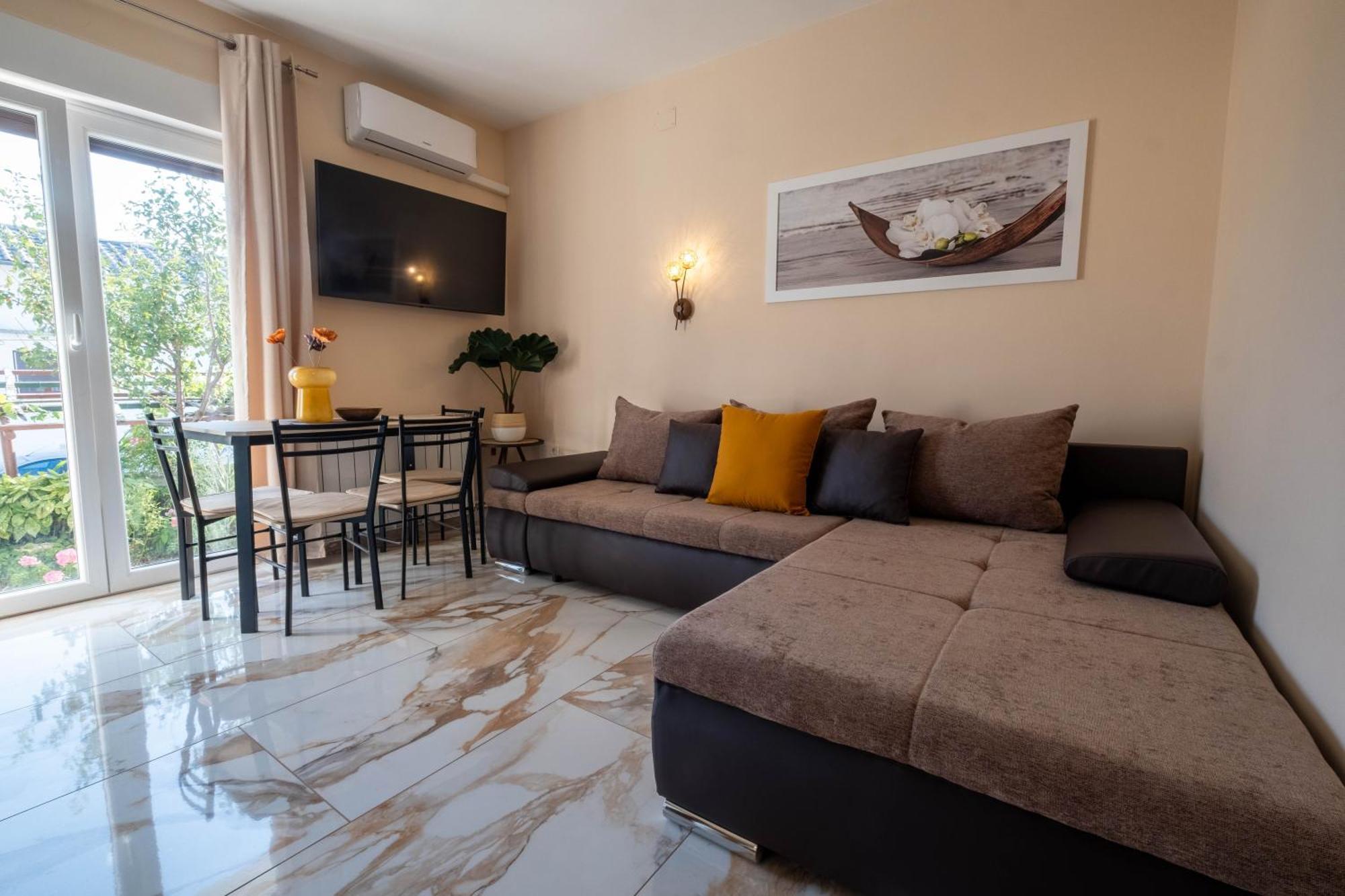 Premium Relax Rooms Novi Vinodolski Exterior foto